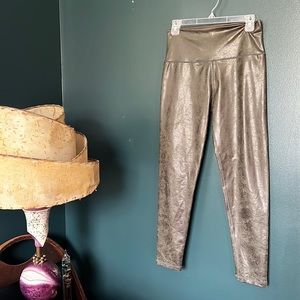 OFFLINE AERIE LEGGINGS SIZE L